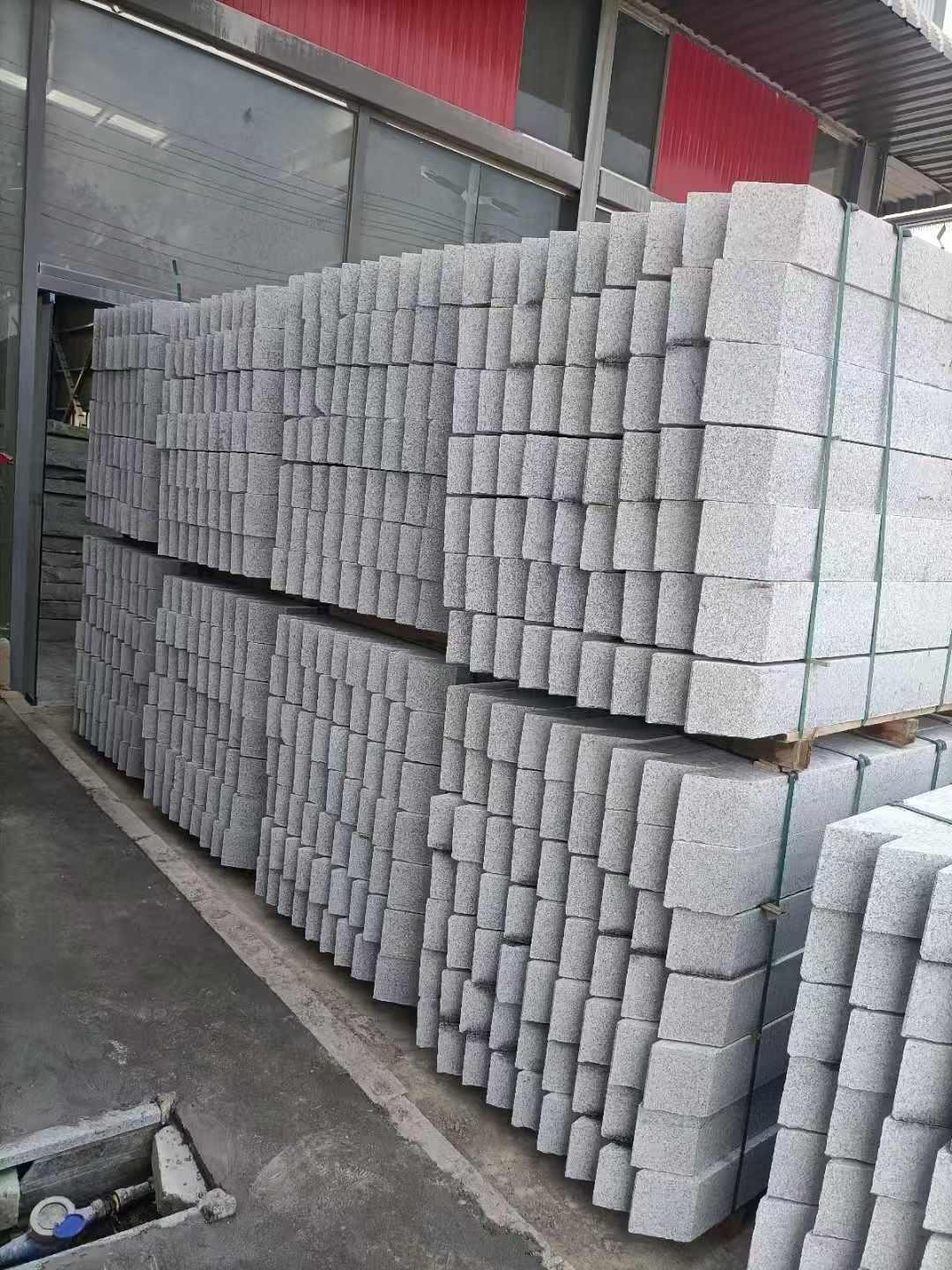 重庆芝麻白树围石 树池