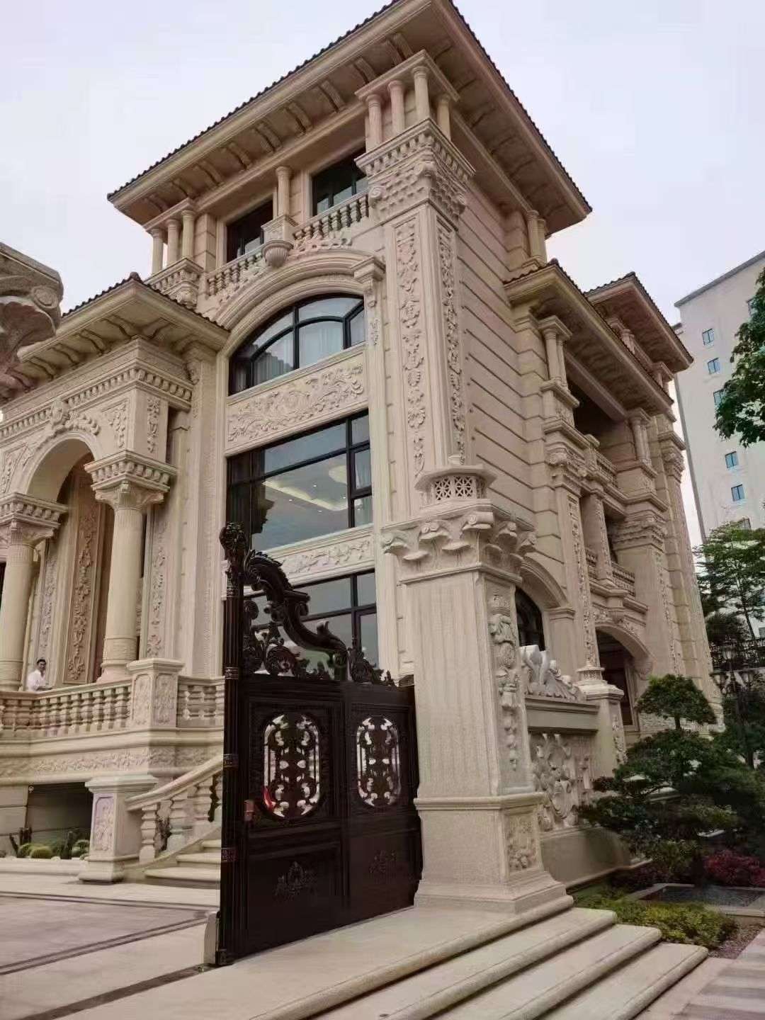 重庆黄金麻别墅外墙异形定制