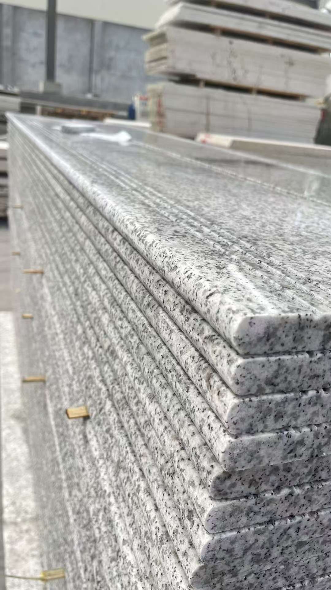 重庆芝麻白楼梯踏步 花岗岩楼梯板材