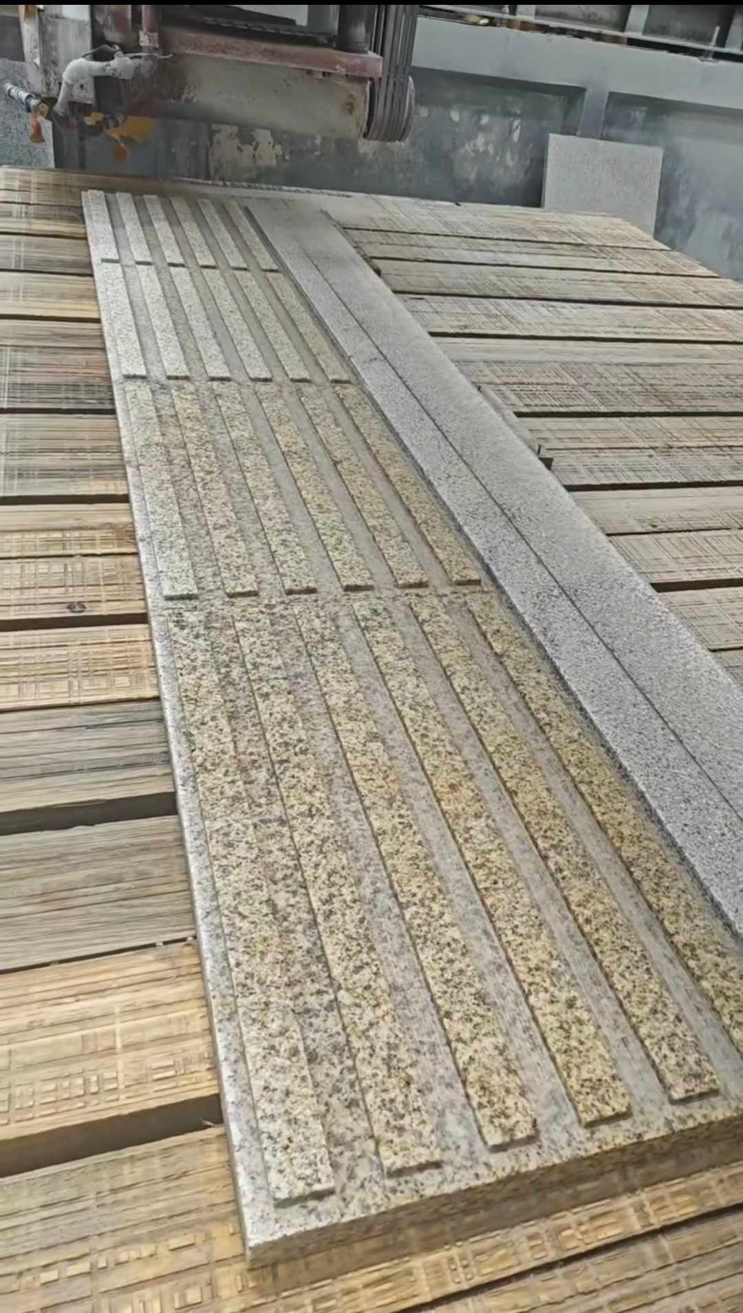 重庆黄金麻盲道石 盲条